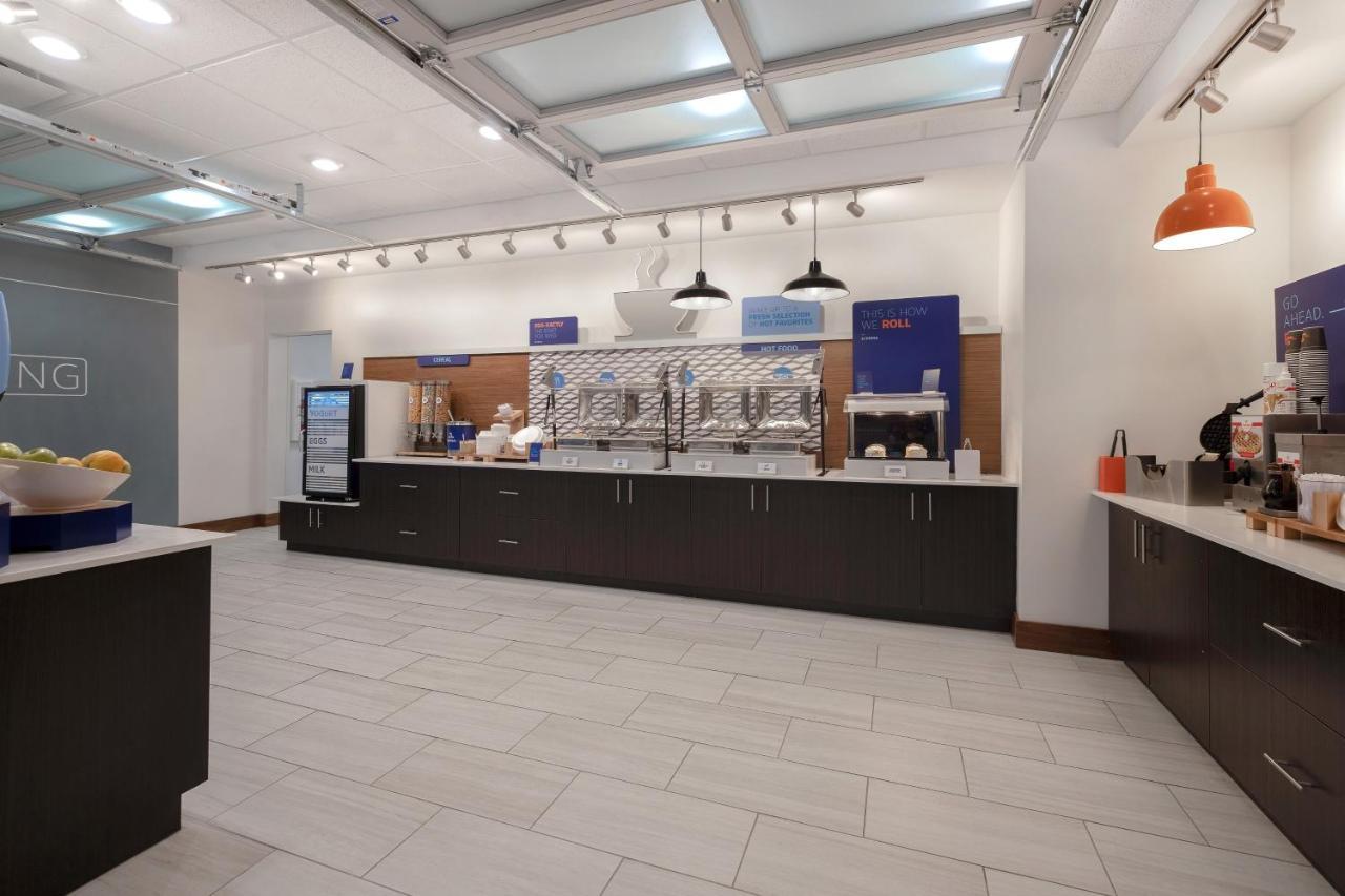 Holiday Inn Express & Suites - Ann Arbor - University South By Ihg Екстер'єр фото